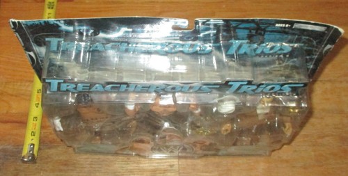2007 WWF WWE Jakks Umaga John Cena Estrada Wrestling Figures Treacherous Trios 6 - Picture 3 of 5