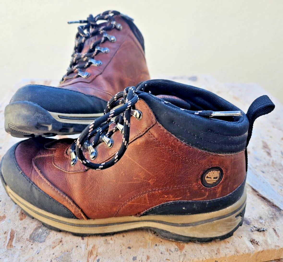 Timberland Boys Youth Size 5 Brown Leather Hiking Boots 22913M-image