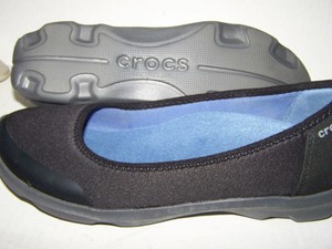 scholl crocs