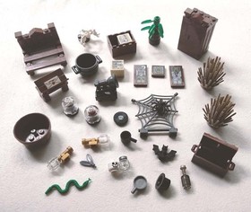 Lego Monster Fighters mini figures accessories Haunted House 10228 Lord Vampyre