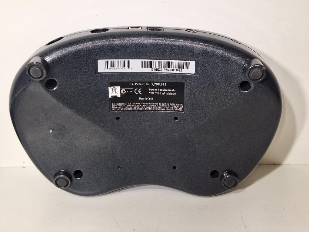 Line 6 Pod XT Live Multi-Effects Guitar Effect Pedal for sale