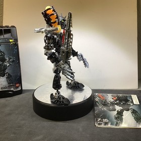 LEGO Bionicle Toa Nuparu complete w/ instructions and canister AH020110