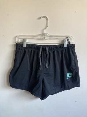 PRAISE ENDURANCE Motion 2.5 running shorts. BANDIT SATISFY MENTAL ATHLETIC JANJI