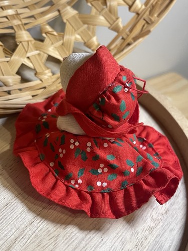 Vtg Russ Berrie Girl Mouse Xmas Ornament Red Dress Bonnet Holly Leaves 1980's - Picture 5 of 7
