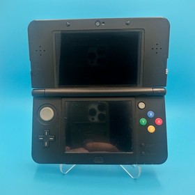 Nintendo 3DS Original Handheld System - Black W/ Charger + Stylus