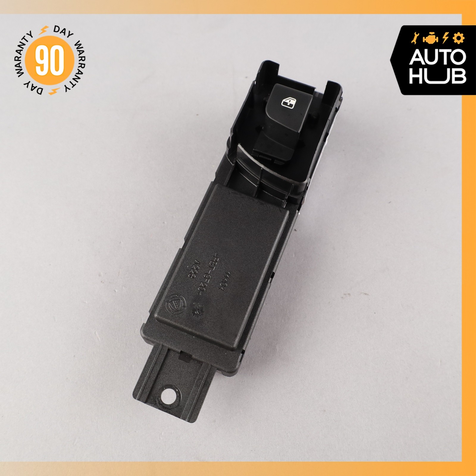 Maserati GranTurismo Right Control switch P/N 269660