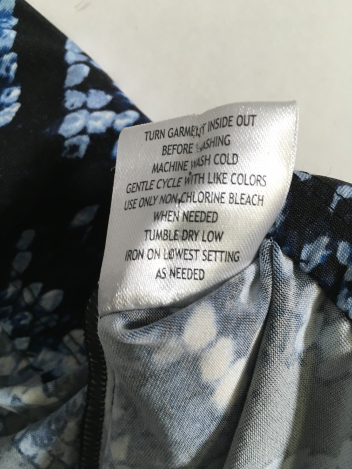 DR COLLECTION  Blue Python Print Sleeveless Women… - image 12