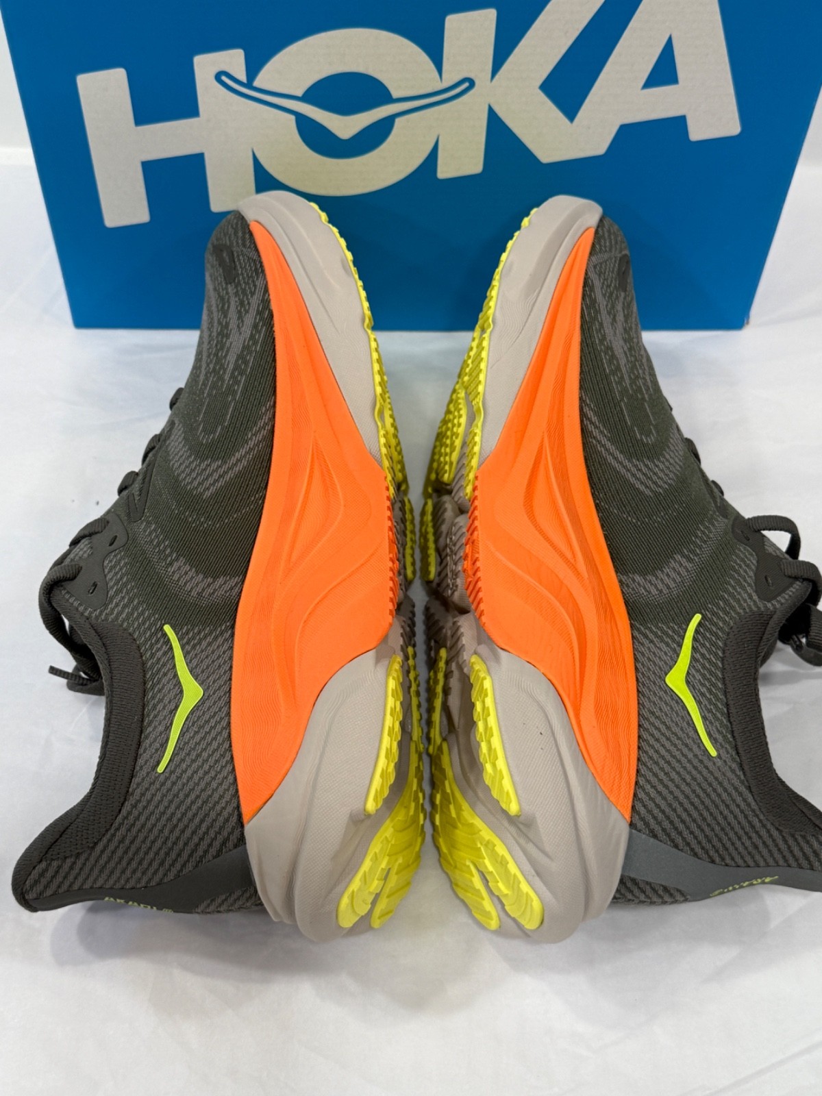 Hoka One One Arahi 8 Men’s 1168690 AHLT Running Asphalt Gray Orange thumbnail 8