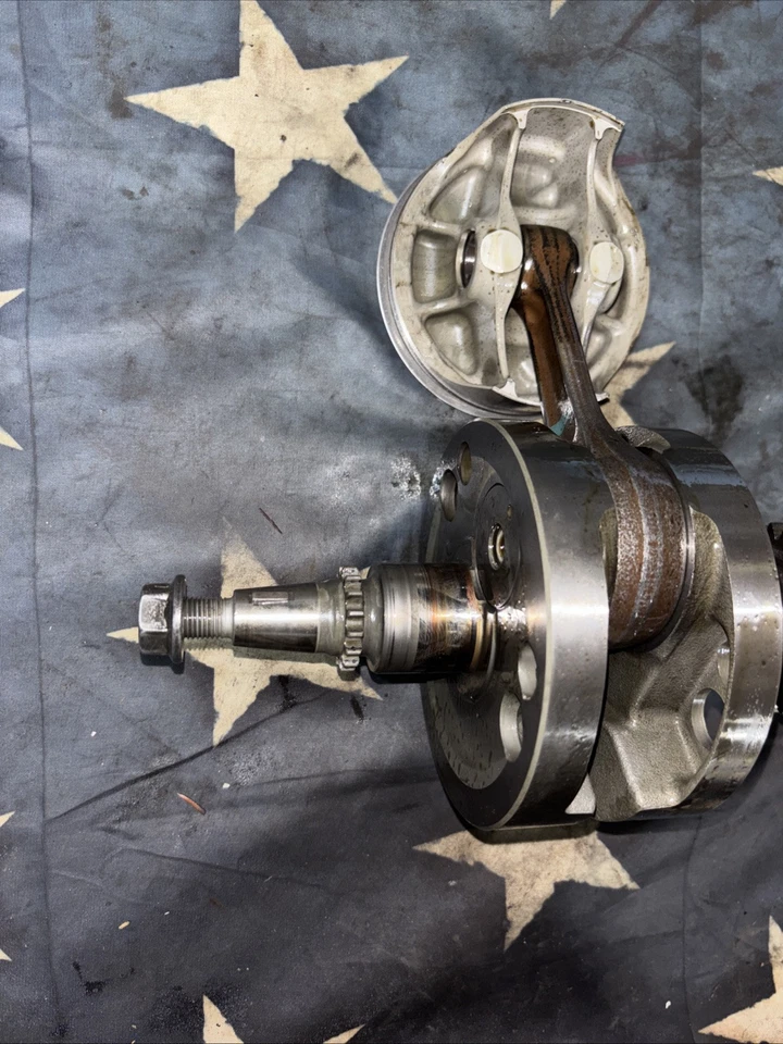 Suzuki RMZ450 2014 OEM cigüeñal  Foto 2 de 4