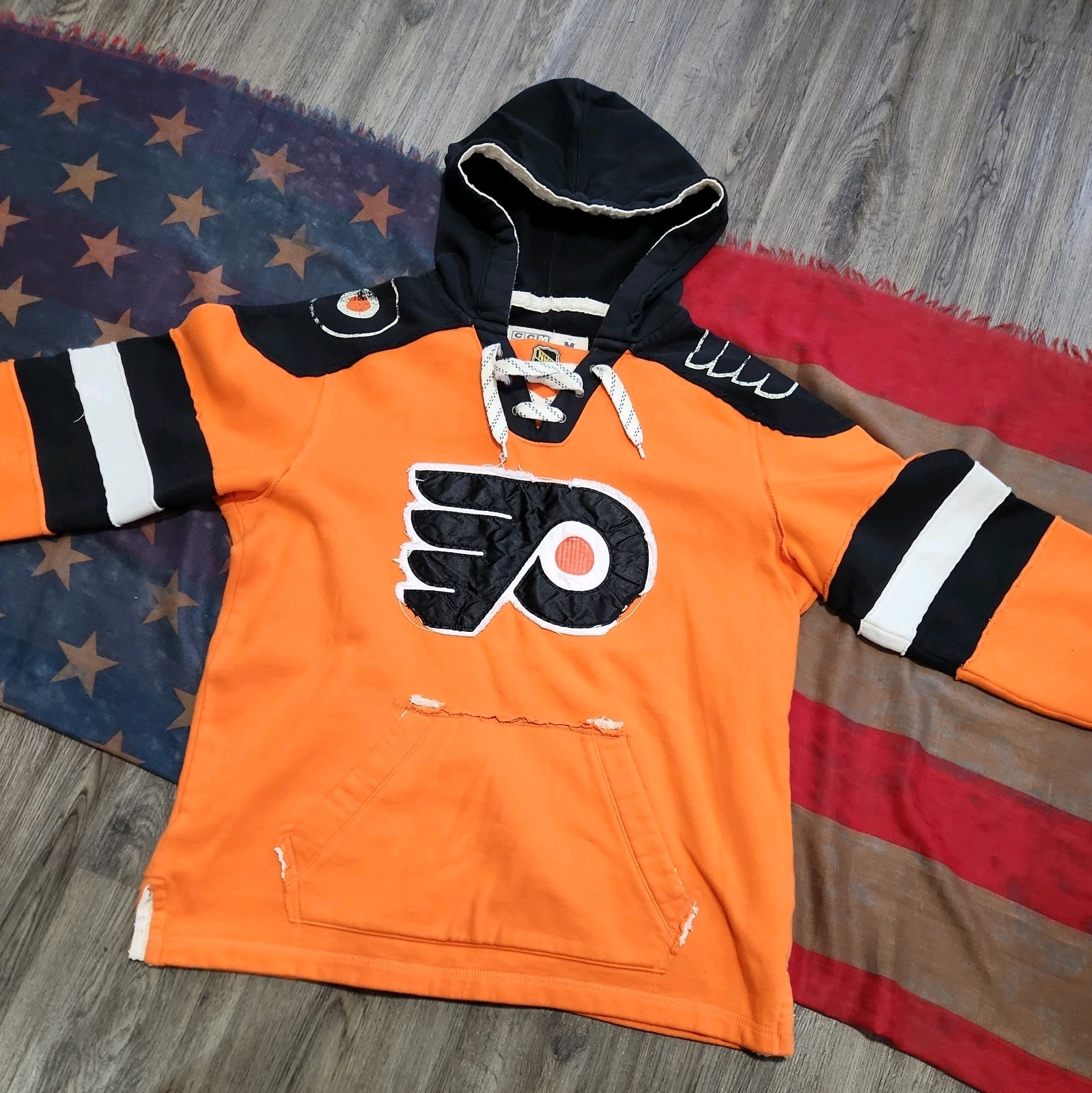 CCM Vintage Philadelphia Flyers Jersey Style Hoodie Men's Gritty Orange  sz M