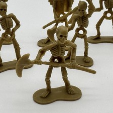Vintage Skeleton Army Mini Figures Lot 2” Made In China RPG Halloween