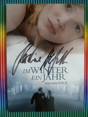 Karoline Herfurth, film autograph card ''A year in winter'' (Carolin Link)