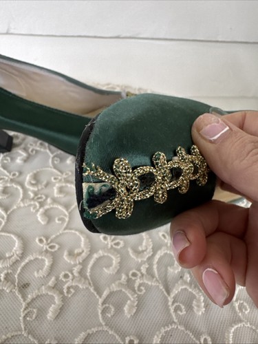 Vintage KF Ltd Dyeables Emerald Green Satin Heels Embellished 2” Heel Size 7 - Picture 6 of 12