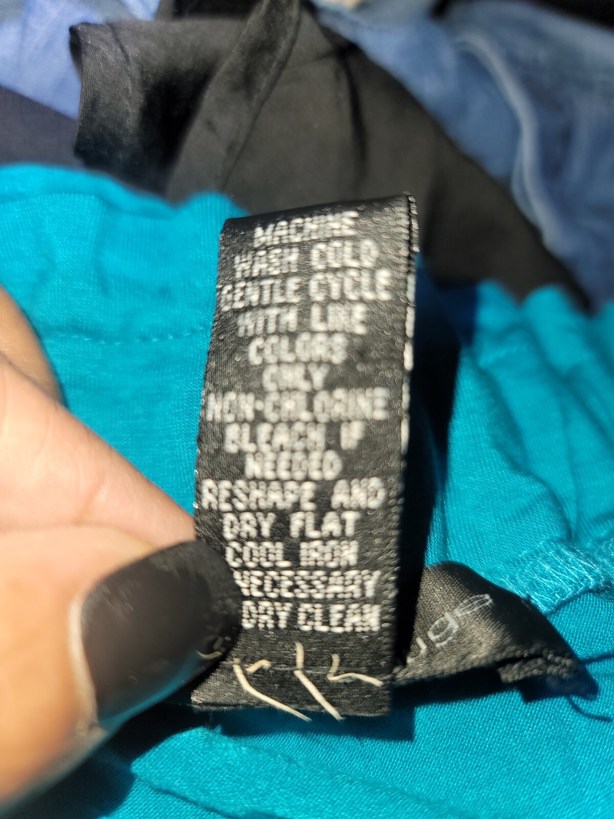 Cable & Gauge Blue Solid Polyester V-Neck Short S… - image 8