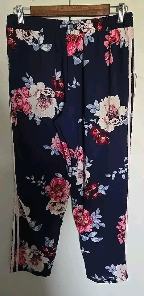 Pantalones Xhilaration Floral Cintura Elástica Talla Mediana Excelente Estado Foto 2 de 4