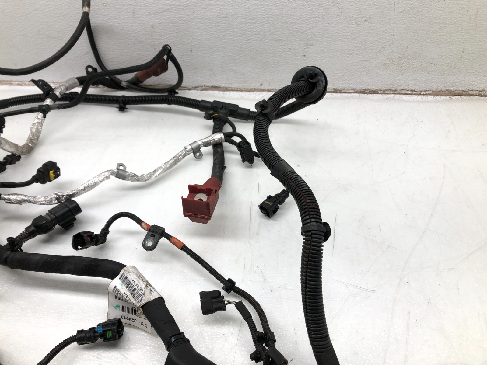 2017-2020 MASERATI LEVANTE 3.0L V6 ENGINE WIRING HARNESS OEM.