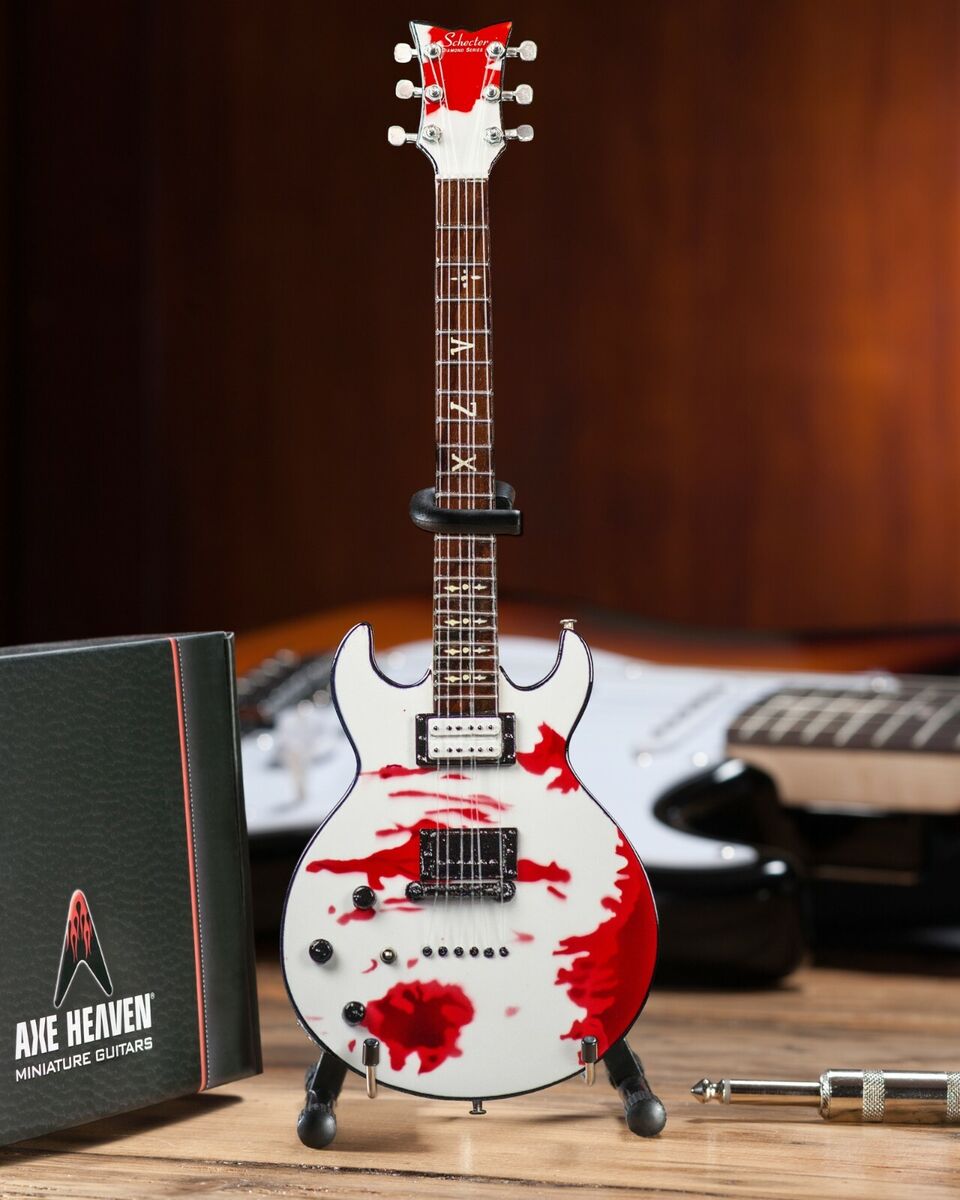 Zacky Vengeance Blood Splat Schecter Mini Guitar Replica 1:4 Zacky Vengeance Blood Splat Schecter Mini Guitar Replica 1:4