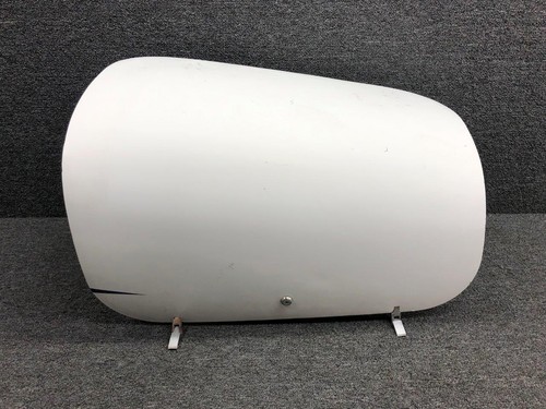 5513066-44 (Use: 5513066-90) Citation 550 Nose Baggage Door RH with Latches