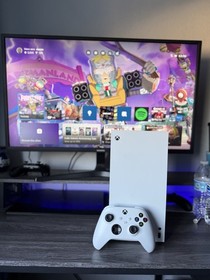 Microsoft Xbox Series X - 1TB White Digital Edition Power Cord, HDMI, Controller