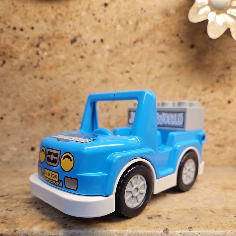 Lego Duplo Vehicle Jurassic World Park Blue Off-Road Truck 