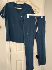 Figs Caribbean Blue Set M, Catarina 1 Pocket Top, Yola Skinny Pants Reg