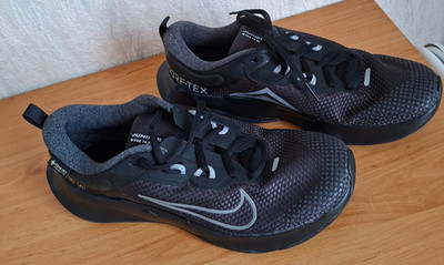 Nike Juniper Trail Gore-Tex Schwarz Größe UK 6,5 EU 40,5 Damen - wie neu