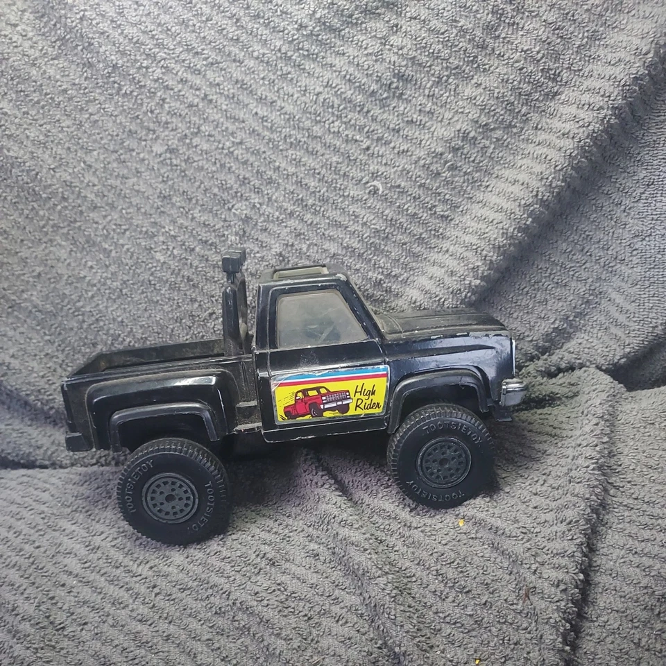 Pastilla Tootsie Toy High Rider negra de colección Foto 3 de 4