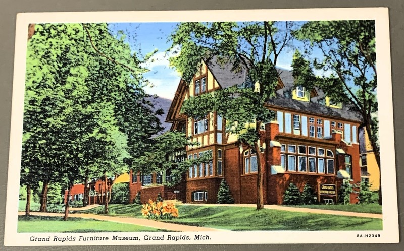 M366    GRAND RAPIDS,  MI.     POSTCARD,  FURNITURE MUSEUM