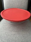 Pyrex #326 Round Mixing / nesting Bowl Clear Glass 4 Qt. 12"  with red lid