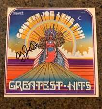 * COUNTRY JOE & THE FISH * signed vinyl album * JOE MCDONALD * GREATEST HITS * 1