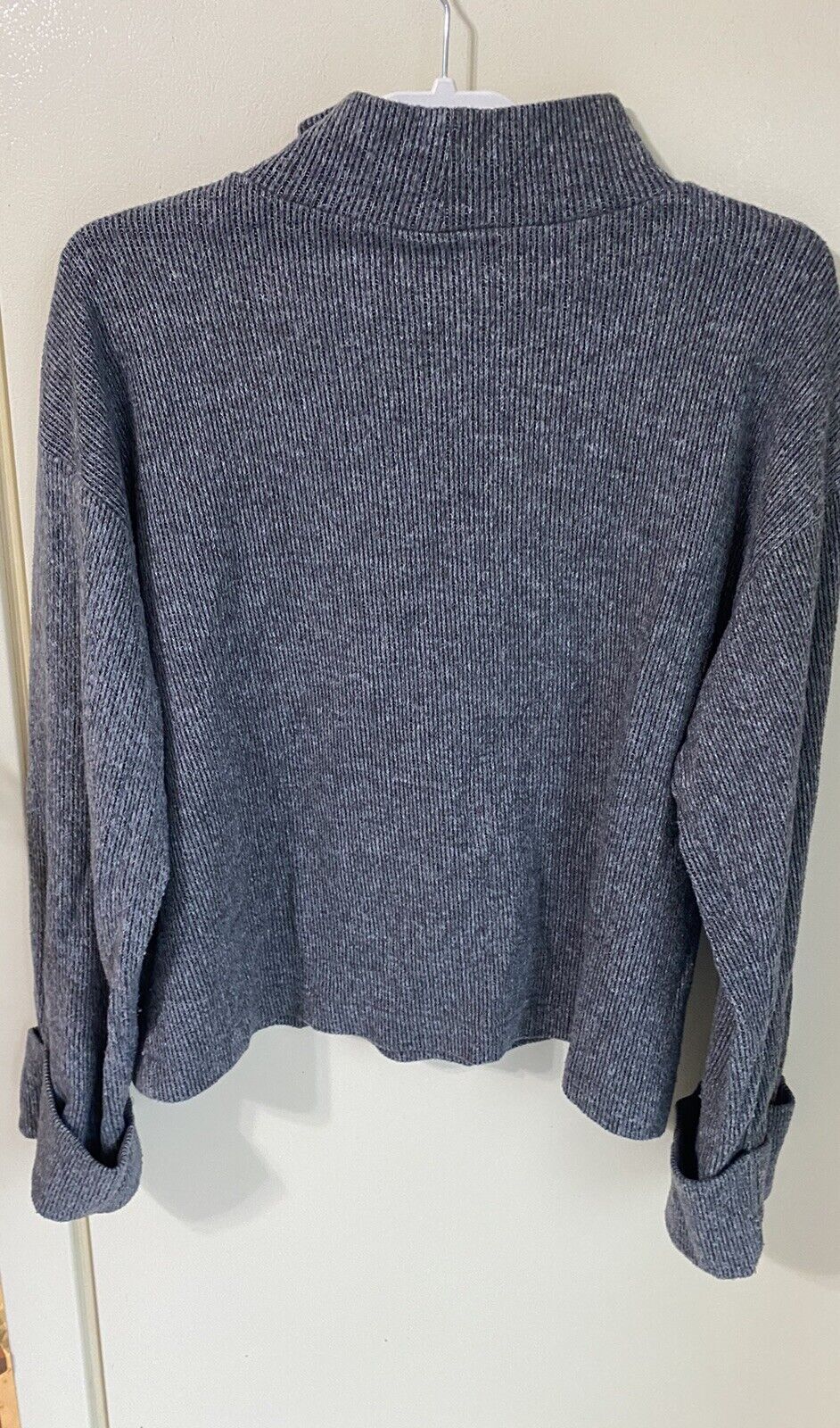Zara Women's Boxy Cropped Mock Neck Sweater Size … - image 10
