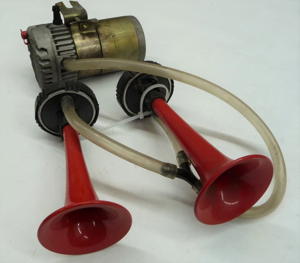 Ferrari Lamborghini Maserati Fiamm Dual Air Horn 12V MC/2 Tipo Serie "2000" OEM Foto 3 de 4