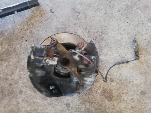 BMW E46 Touring Radnabe vorne rechts + ABS Sensor Radlager In Ordnung