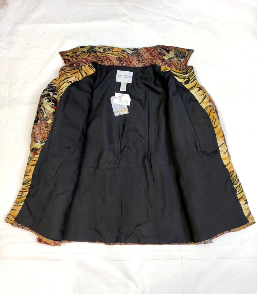 Chicos Jacket Tapestry Stitched Floral Animal Pattern Wool Blend Buttons Size 3 - Image 3 of 4