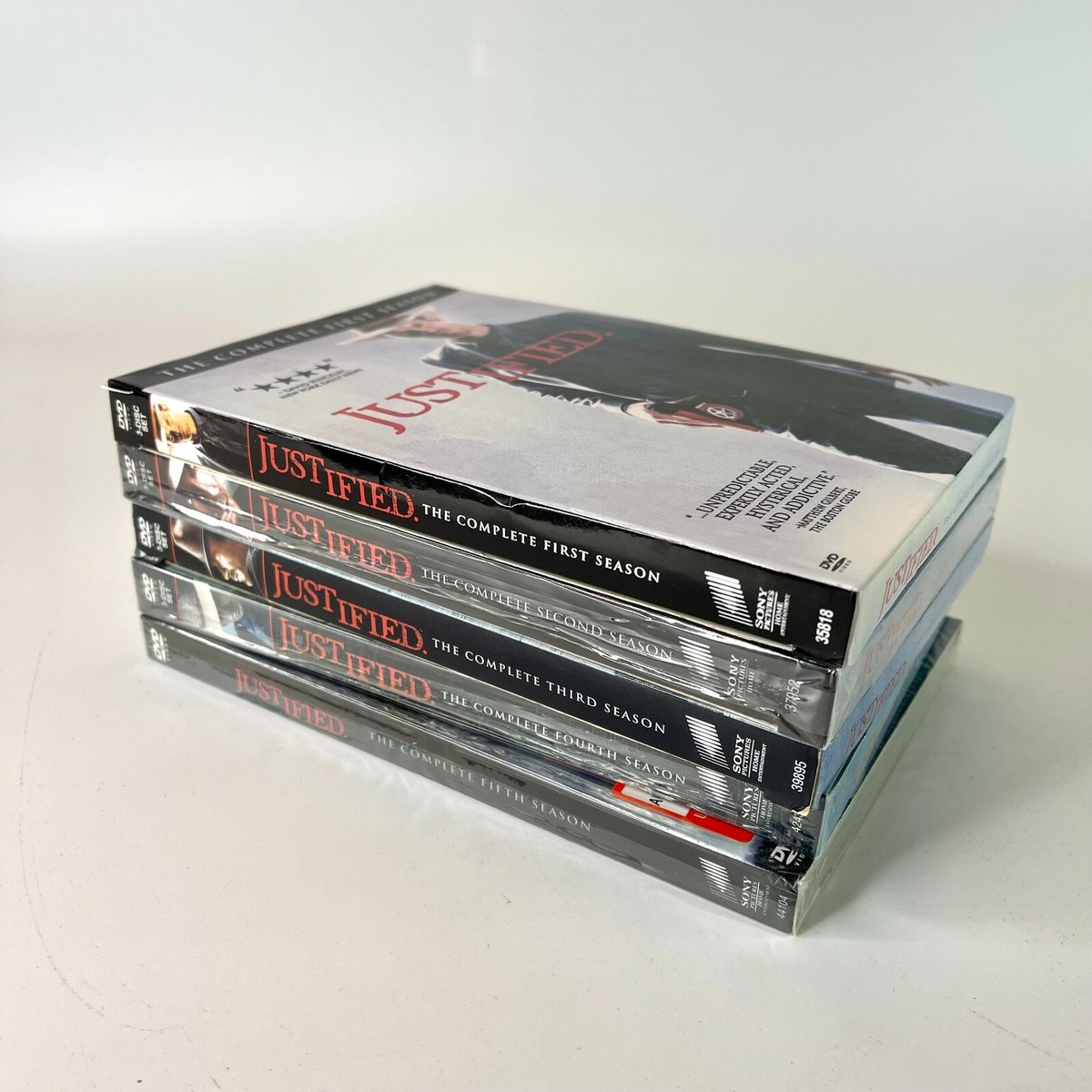 Justified Season 1-5 DVD Complete Seasons - 15 Disc Set - New/Used  