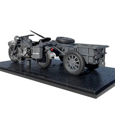1/24 Plastic German WWII R75 Panzerfaust 30 Motorcycle Model Souvenir Display