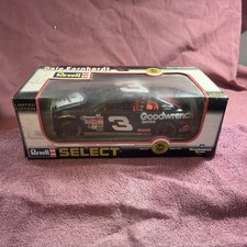 Revell Select Dale Earnhardt 3 Goodwrench Monte Carlo 1:24 Diecast NIB 245 