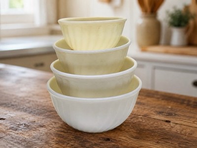 Set of 4 VTG Fire King Mixing Nesting Bowls White Milk Glass Swirl USA