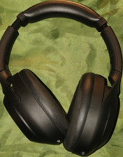 Sony WH-1000XM4 Black Wireless Over-Ear Headband Headphones Ear-Cup Type