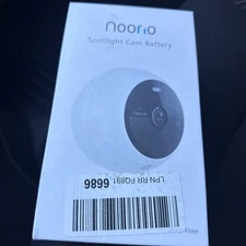 NOORIO Spotlight Cam B211 / Outdoor & Indoor Battery-Powered / Night Vision