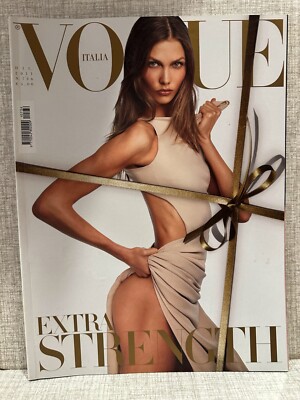 Zeitschrift VOGUE ITALIA Dezember 2011 Nr. 736 Extra Strength 