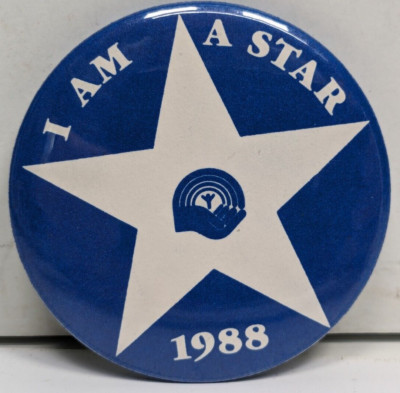 Vintage 1988 United Way - I am a Star - Blue 2-1/4'' Pinback Button Pin