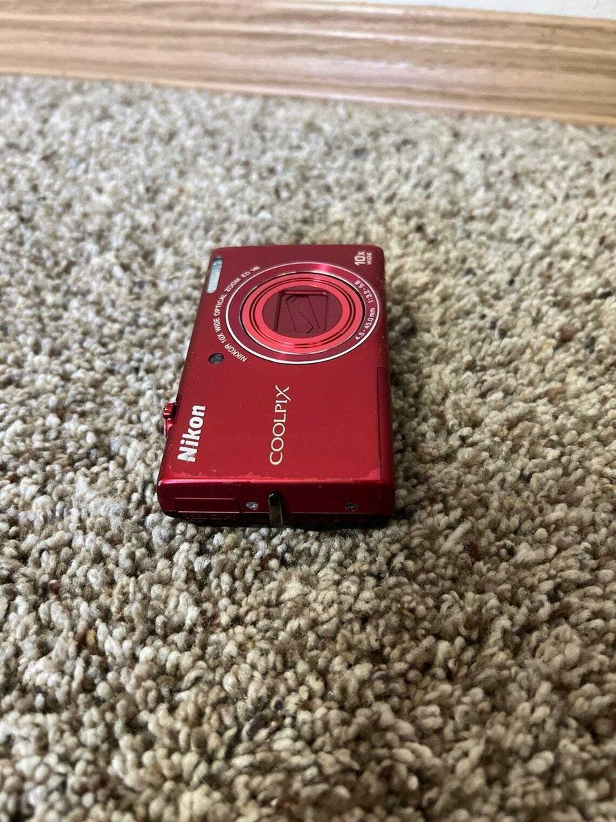 Nikon COOLPIX S6200 16.0MP 10x Optical Zoom CCD Digital Camera