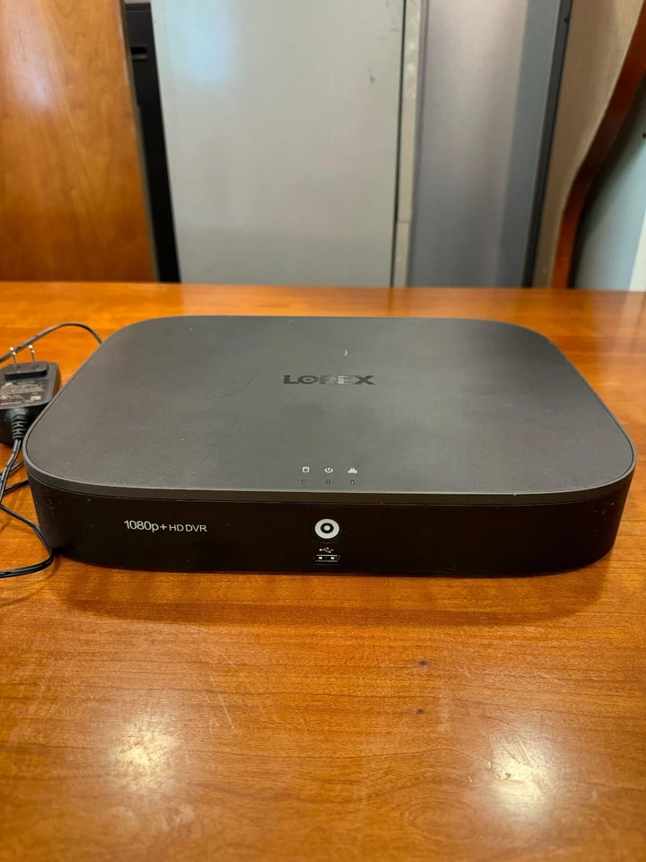 LOREX C241DA-Z Cameras AND LOREX D441A62B DVR - Image 2 of 4