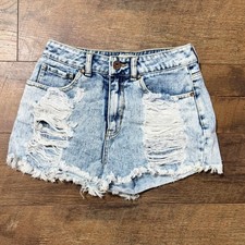 Bullhead Denim Co Light Acid Wash Distressed Mom Shorts Size 5 High Waisted