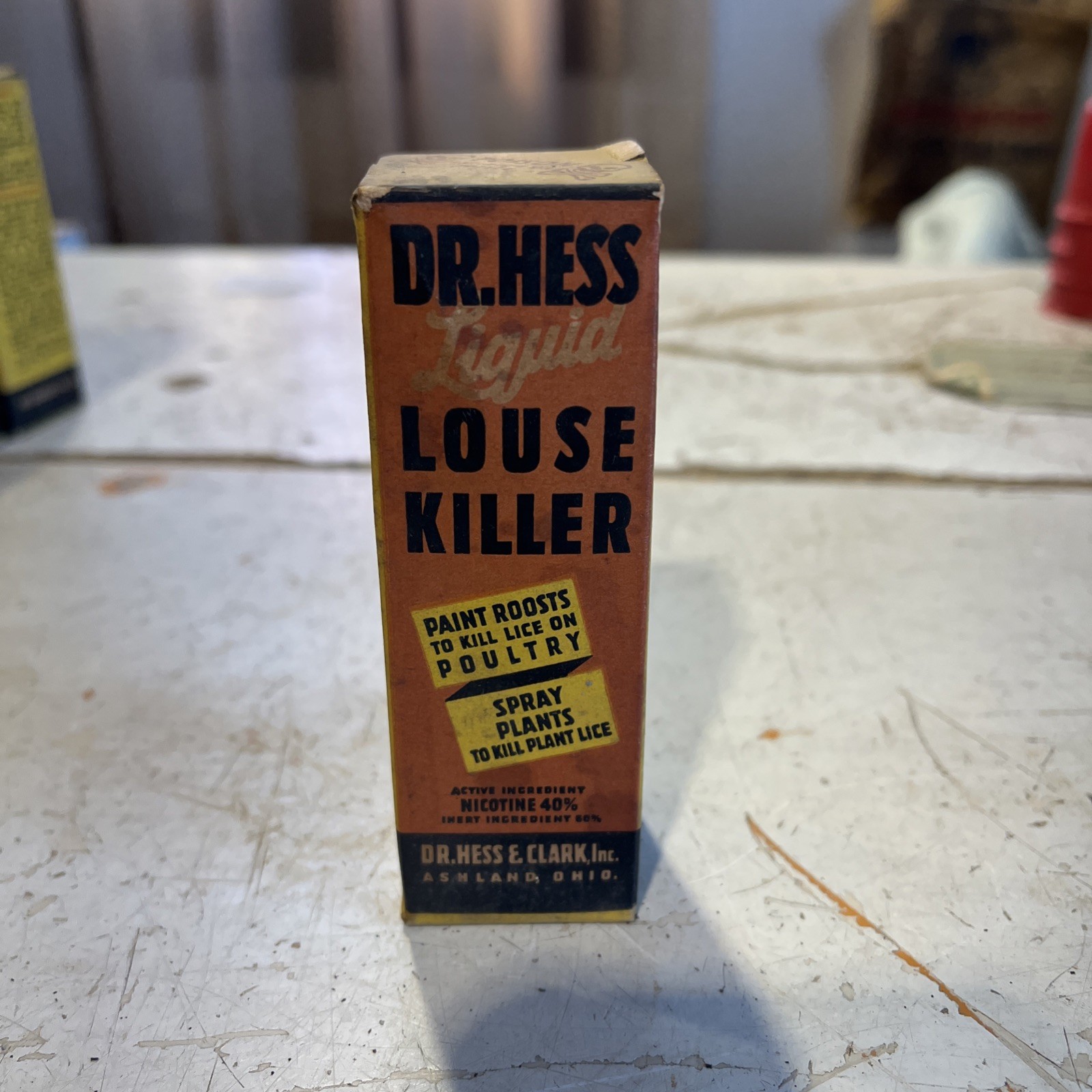 VINTAGE Dr. HESS Liquid Louse Killer 40% Nicotine POISON BOTTLE w/ Original BOX