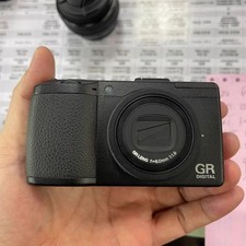 RICOH GR DIGITAL III 3 Digital Camera With 10.0 Megapixel CCD Sensor Black