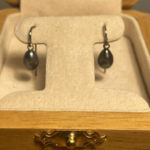 Grey Black Tahitian 8mm teardrop Pearl Freshwater Sterling Dangle Drop Earrings