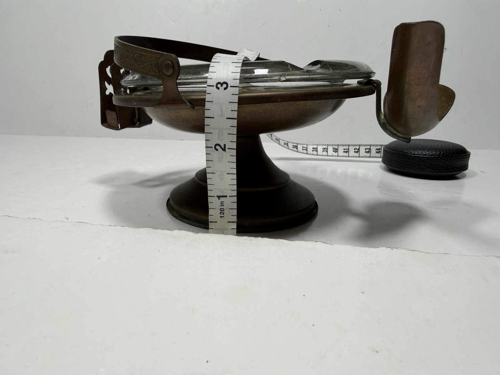 Vintage Brass Ashtray With Pipe & Matches Holder Glass Tray Insert (79)