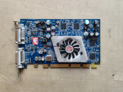 ATI MAC RAD 9800 Pro Grafikkarte DVI + ADC Apple Display Connector 256 MB
